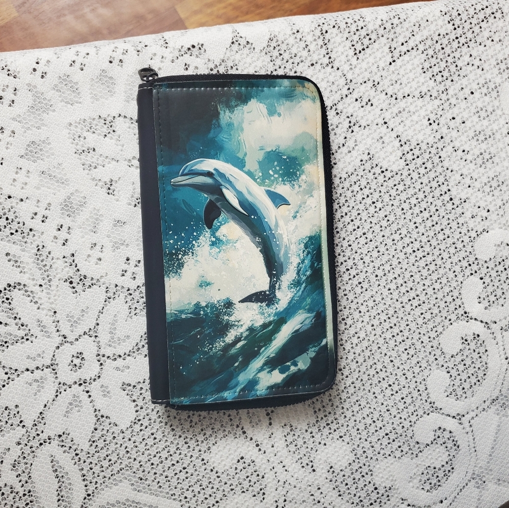 NwotDolphin Print Full Zip-around Wallet